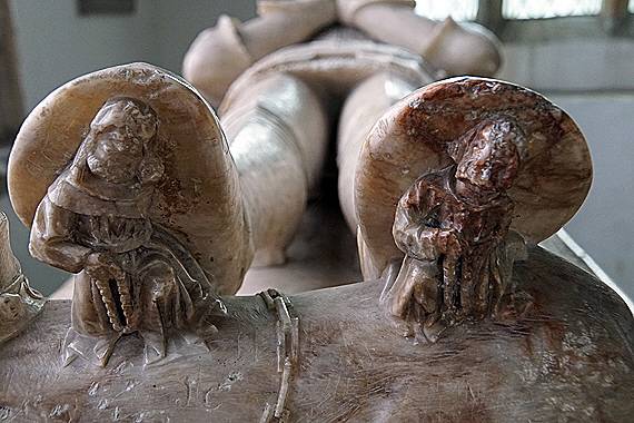 LowickWeb (26) LowickWeb (26)