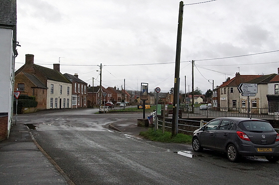 Upwell-Web061 Upwell-Web061